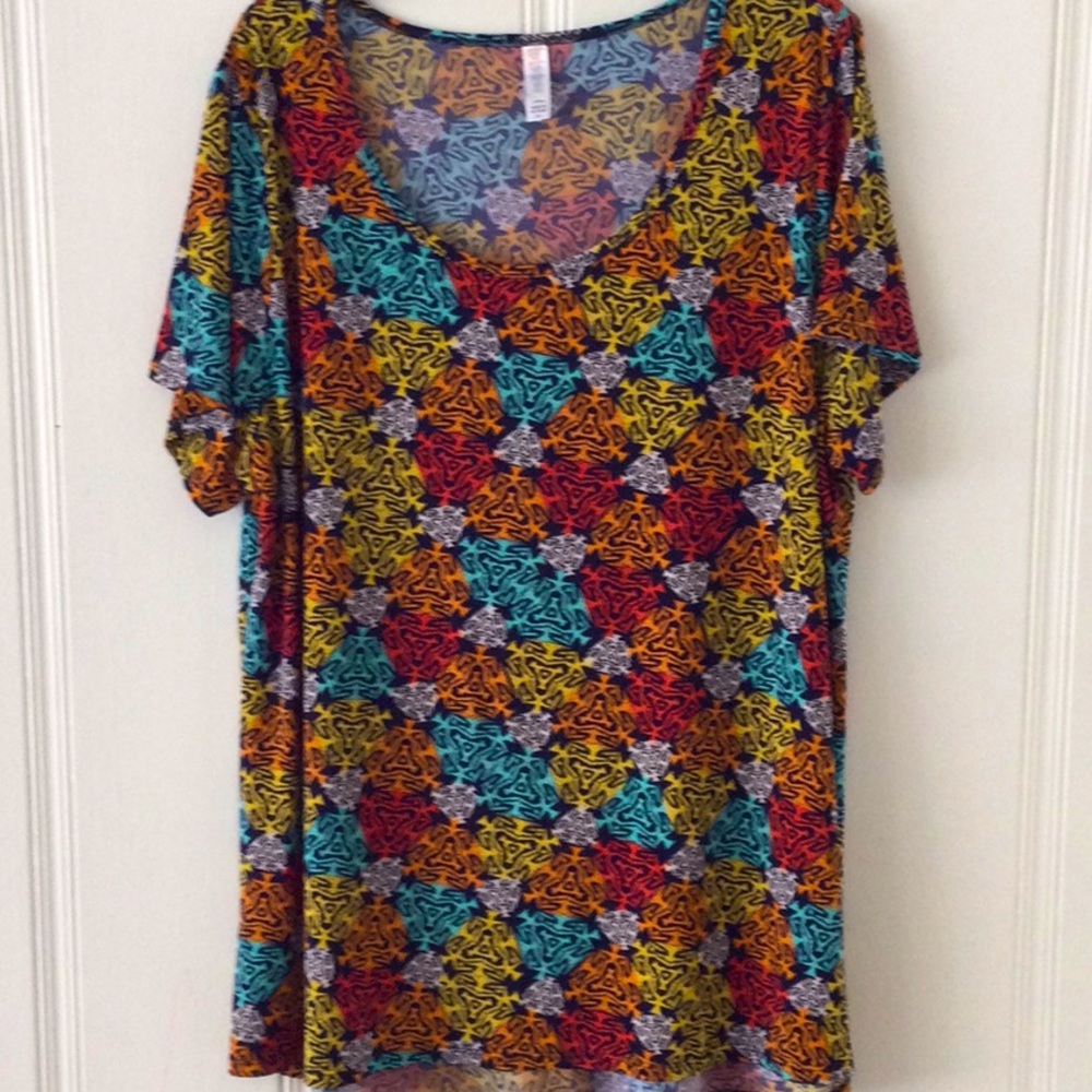 LULAROE PRISTINE WOMENS TOP NWOT